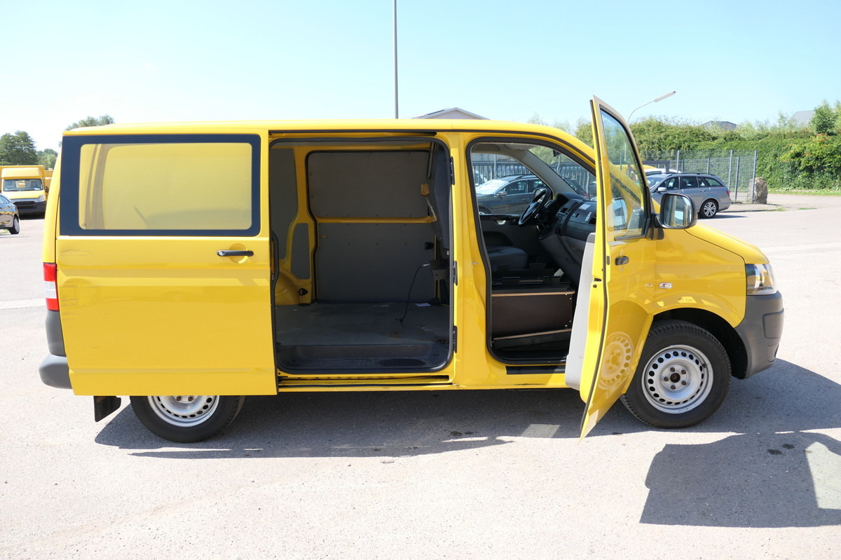 Mali kombi VW T5 Transporter 2.0 TDI PARKTRONIK EURO-5 2xSCHIE: slika Mali kombi VW T5 Transporter 2.0 TDI PARKTRONIK EURO-5 2xSCHIE