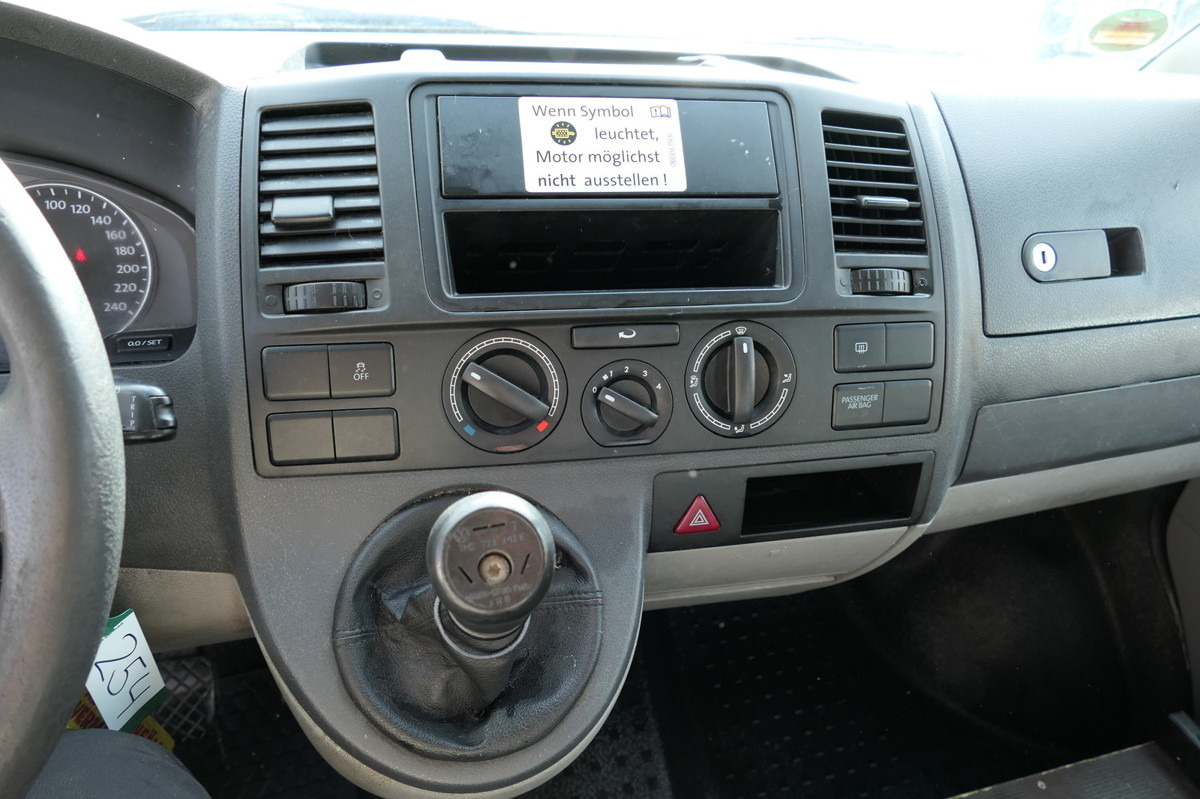 Mali kombi VW T5 Transporter 2.0 TDI PARKTRONIK EURO-5 2xSCHIE: slika Mali kombi VW T5 Transporter 2.0 TDI PARKTRONIK EURO-5 2xSCHIE