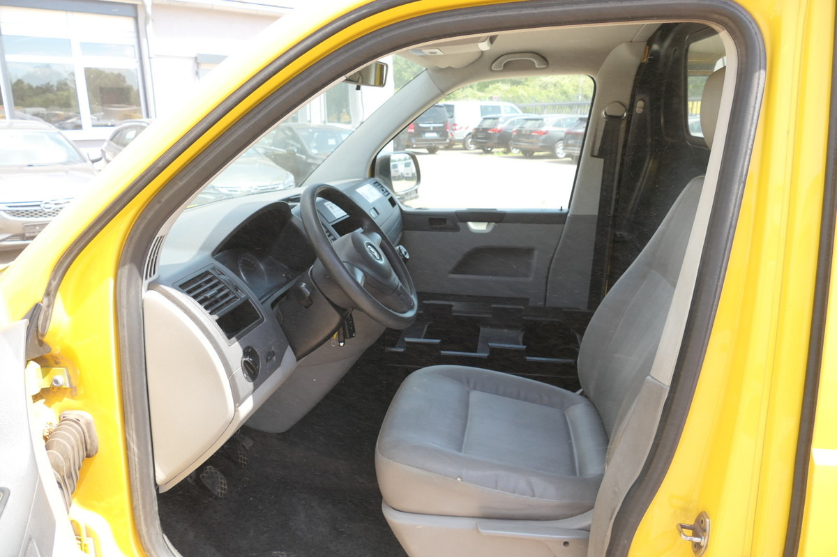 Mali kombi VW T5 Transporter 2.0 TDI PARKTRONIK EURO5 2xSCHIEB: slika Mali kombi VW T5 Transporter 2.0 TDI PARKTRONIK EURO5 2xSCHIEB