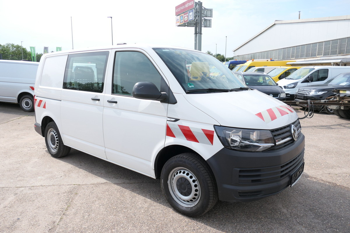 VW T6 Transporter 2.0 TDI 4Motion 3Sitzer KLIMA AHK - Mali kombi: slika VW T6 Transporter 2.0 TDI 4Motion 3Sitzer KLIMA AHK - Mali kombi VW T6 Transporter 2.0 TDI 4Motion 3Sitzer KLIMA AHK - Mali kombi: slika VW T6 Transporter 2.0 TDI 4Motion 3Sitzer KLIMA AHK - Mali kombi