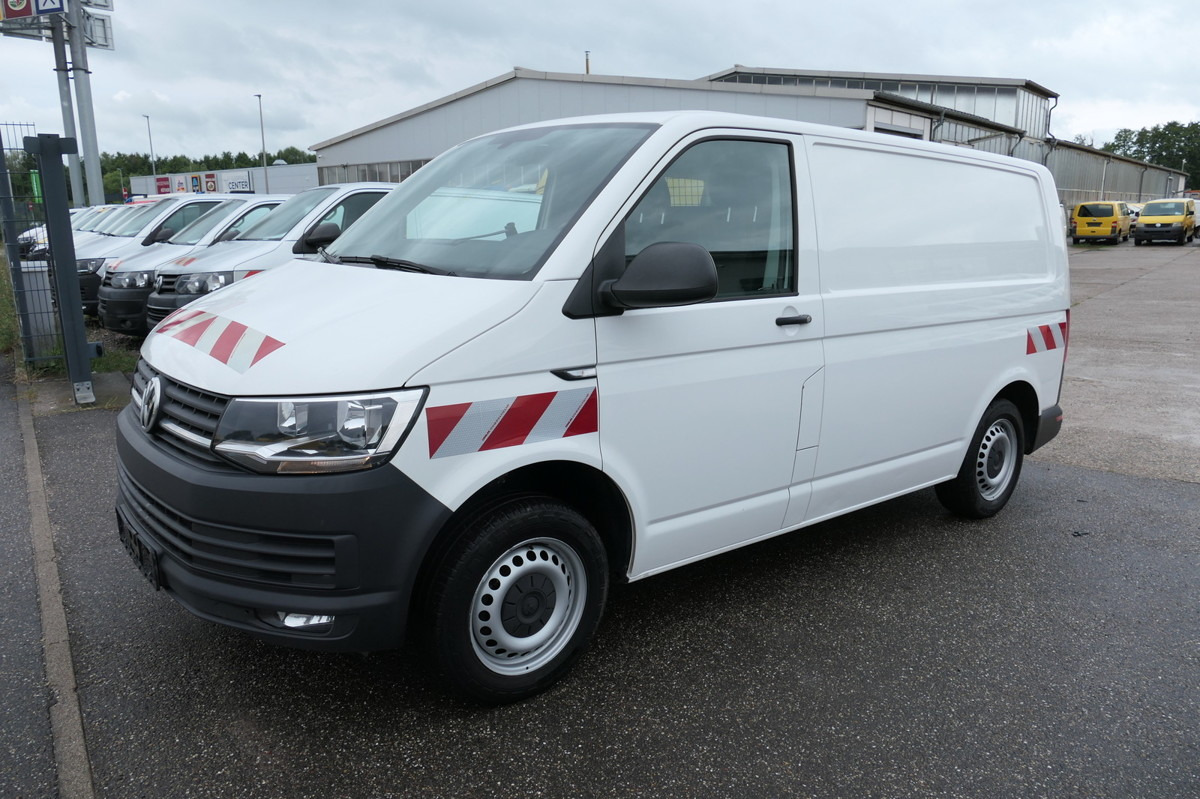 VW T6 Transporter 2.0 TDI 4Motion 3Sitzer KLIMA AHK - Mali kombi: slika VW T6 Transporter 2.0 TDI 4Motion 3Sitzer KLIMA AHK - Mali kombi VW T6 Transporter 2.0 TDI 4Motion 3Sitzer KLIMA AHK - Mali kombi: slika VW T6 Transporter 2.0 TDI 4Motion 3Sitzer KLIMA AHK - Mali kombi