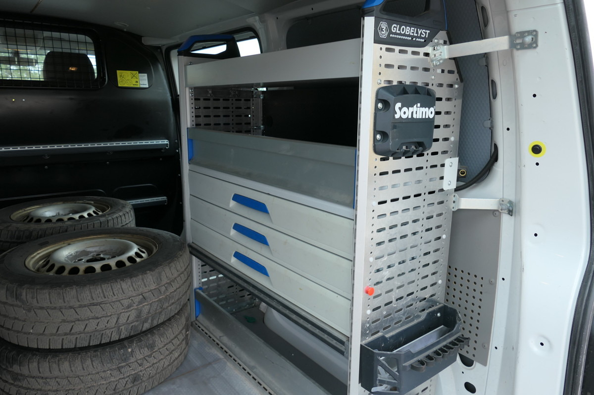 Mali kombi VW T6 Transporter 2.0 TDI 4Motion 3Sitzer KLIMA AHK: slika Mali kombi VW T6 Transporter 2.0 TDI 4Motion 3Sitzer KLIMA AHK
