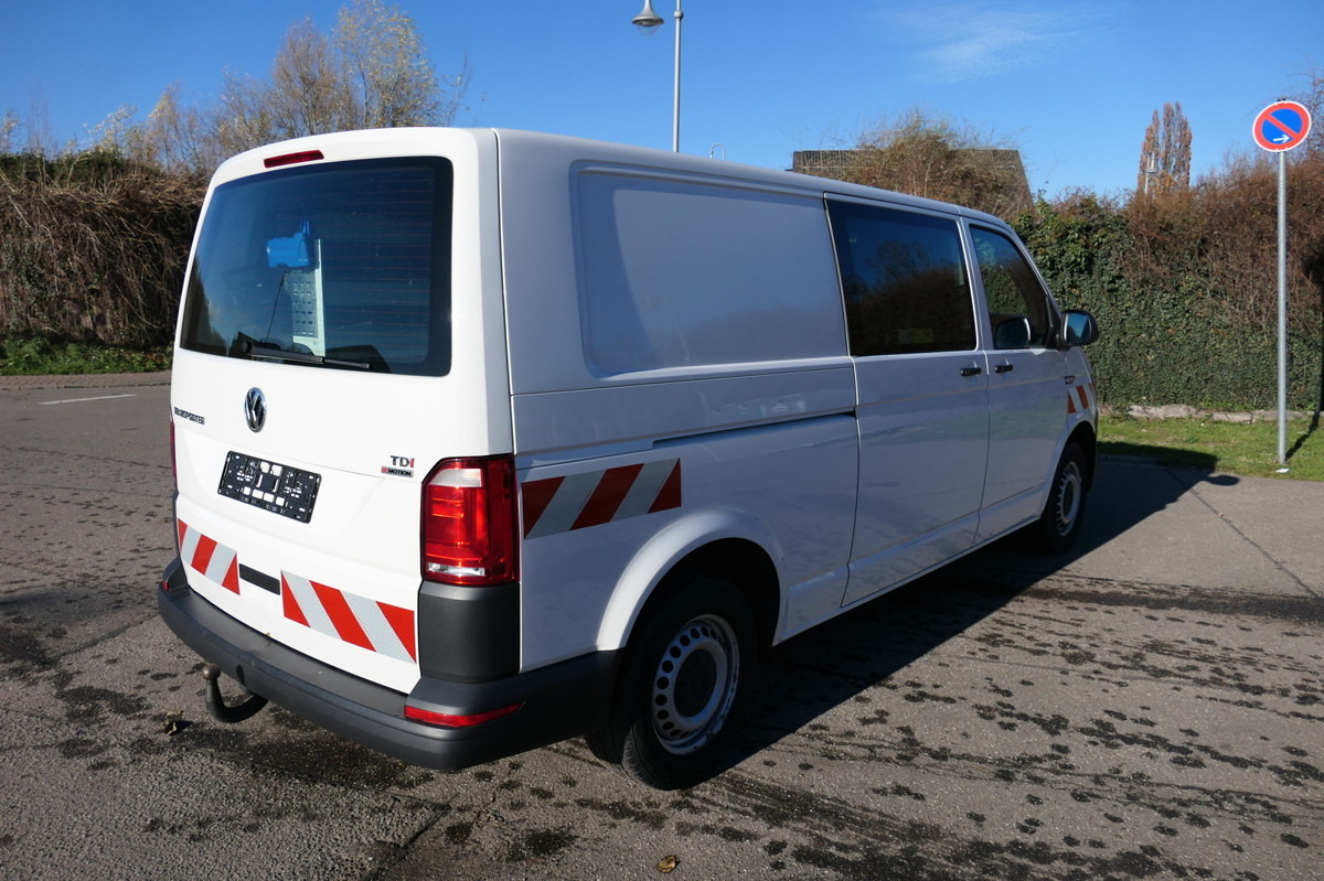 VW T6 Transporter 2.0 TDI lang 4Motion 3Sitzer AHK - Mali kombi: slika VW T6 Transporter 2.0 TDI lang 4Motion 3Sitzer AHK - Mali kombi VW T6 Transporter 2.0 TDI lang 4Motion 3Sitzer AHK - Mali kombi: slika VW T6 Transporter 2.0 TDI lang 4Motion 3Sitzer AHK - Mali kombi
