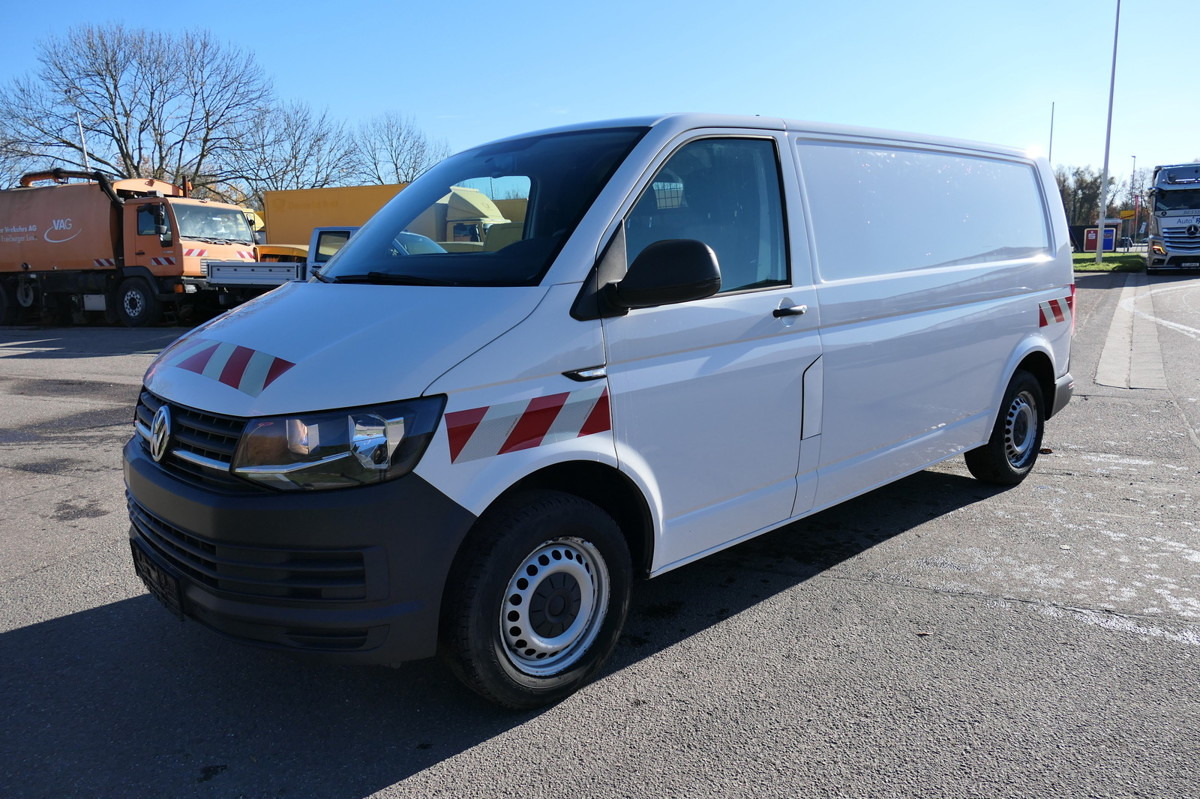VW T6 Transporter 2.0 TDI lang 4Motion 3Sitzer AHK - Mali kombi: slika VW T6 Transporter 2.0 TDI lang 4Motion 3Sitzer AHK - Mali kombi VW T6 Transporter 2.0 TDI lang 4Motion 3Sitzer AHK - Mali kombi: slika VW T6 Transporter 2.0 TDI lang 4Motion 3Sitzer AHK - Mali kombi