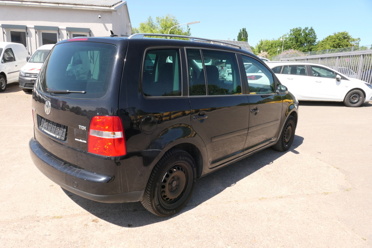 VW Touran Trendline - Automobil: slika VW Touran Trendline - Automobil VW Touran Trendline - Automobil: slika VW Touran Trendline - Automobil