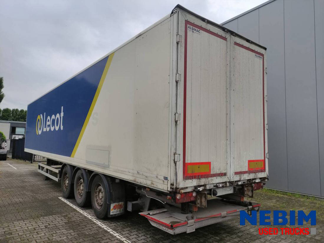 Poluprikolica sa zatvorenim sandukom Diversen SC33AA - DHollandia 1500Kg Turbos Hoet SC33AA - DHollandia 1500Kg: slika Poluprikolica sa zatvorenim sandukom Diversen SC33AA - DHollandia 1500Kg Turbos Hoet SC33AA - DHollandia 1500Kg