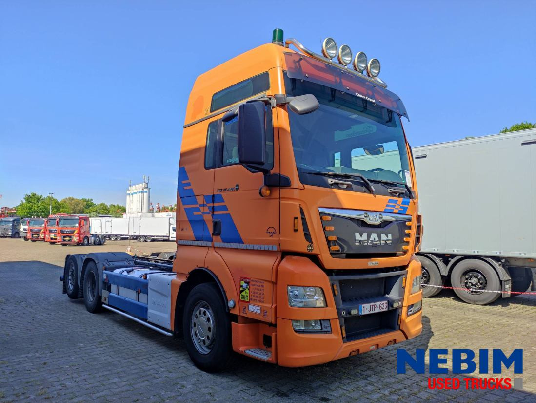 Kamion-šasija MAN TGX 26.480 6x2 - Intarder: slika Kamion-šasija MAN TGX 26.480 6x2 - Intarder