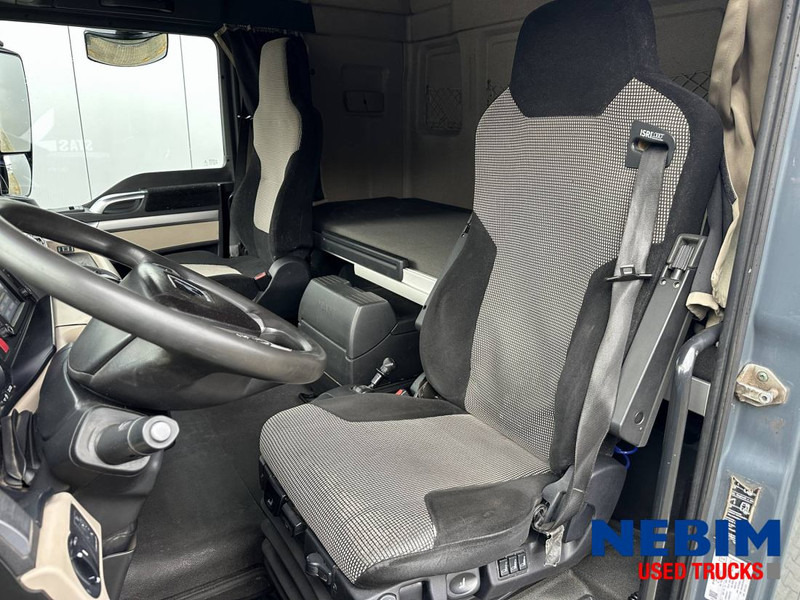 MAN TGX 18.460 4x4 Hydro drive - Tegljač: slika MAN TGX 18.460 4x4 Hydro drive - Tegljač MAN TGX 18.460 4x4 Hydro drive - Tegljač: slika MAN TGX 18.460 4x4 Hydro drive - Tegljač