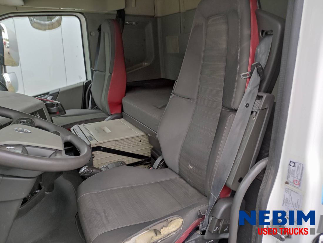 Volvo FH 460 4X2 - Globetrotter - Tegljač: slika Volvo FH 460 4X2 - Globetrotter - Tegljač Volvo FH 460 4X2 - Globetrotter - Tegljač: slika Volvo FH 460 4X2 - Globetrotter - Tegljač