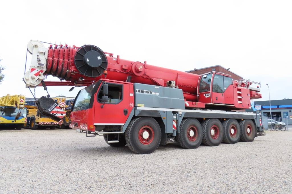 Liebherr LTM 1100-5.2 - Autodizalica za sve terene: slika Liebherr LTM 1100-5.2 - Autodizalica za sve terene Liebherr LTM 1100-5.2 - Autodizalica za sve terene: slika Liebherr LTM 1100-5.2 - Autodizalica za sve terene