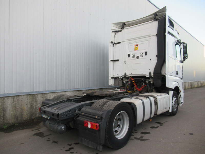 Mercedes-Benz Actros 1848 - Tegljač: slika Mercedes-Benz Actros 1848 - Tegljač Mercedes-Benz Actros 1848 - Tegljač: slika Mercedes-Benz Actros 1848 - Tegljač