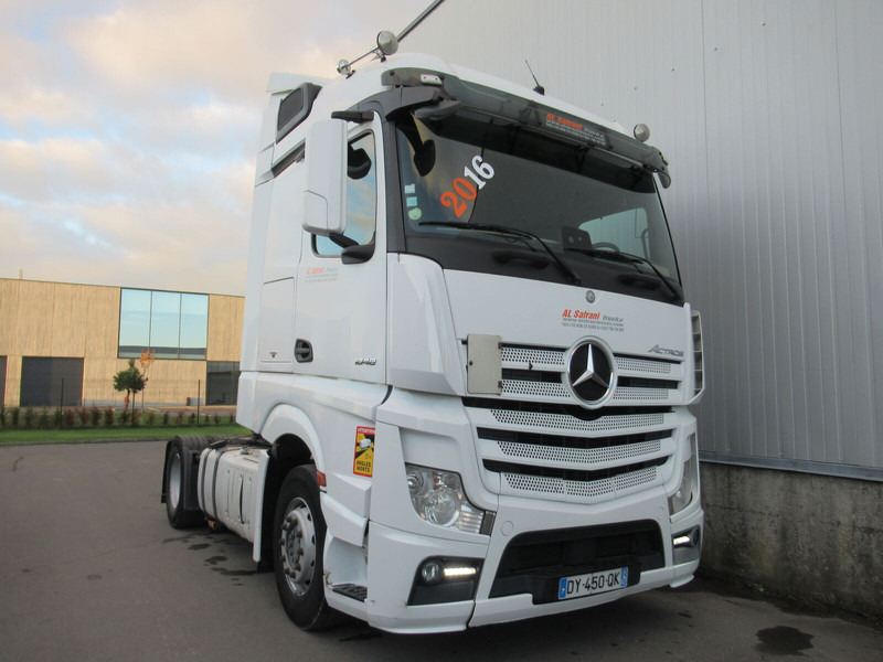 Mercedes-Benz Actros 1848 - Tegljač: slika Mercedes-Benz Actros 1848 - Tegljač Mercedes-Benz Actros 1848 - Tegljač: slika Mercedes-Benz Actros 1848 - Tegljač