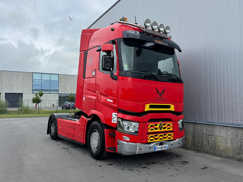 Renault T520 - Tegljač: slika Renault T520 - Tegljač Renault T520 - Tegljač: slika Renault T520 - Tegljač