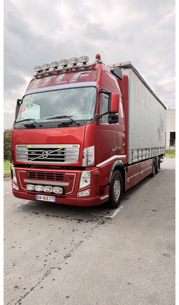 Volvo FH13 540 - Kamion s ceradom: slika Volvo FH13 540 - Kamion s ceradom Volvo FH13 540 - Kamion s ceradom: slika Volvo FH13 540 - Kamion s ceradom