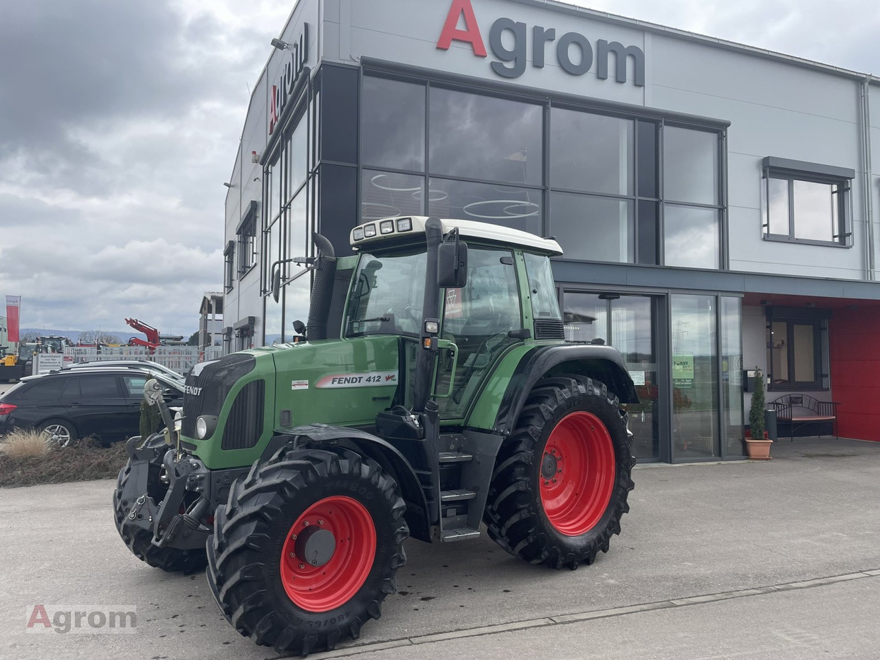 Fendt 412 Vario - Traktor: slika Fendt 412 Vario - Traktor Fendt 412 Vario - Traktor: slika Fendt 412 Vario - Traktor