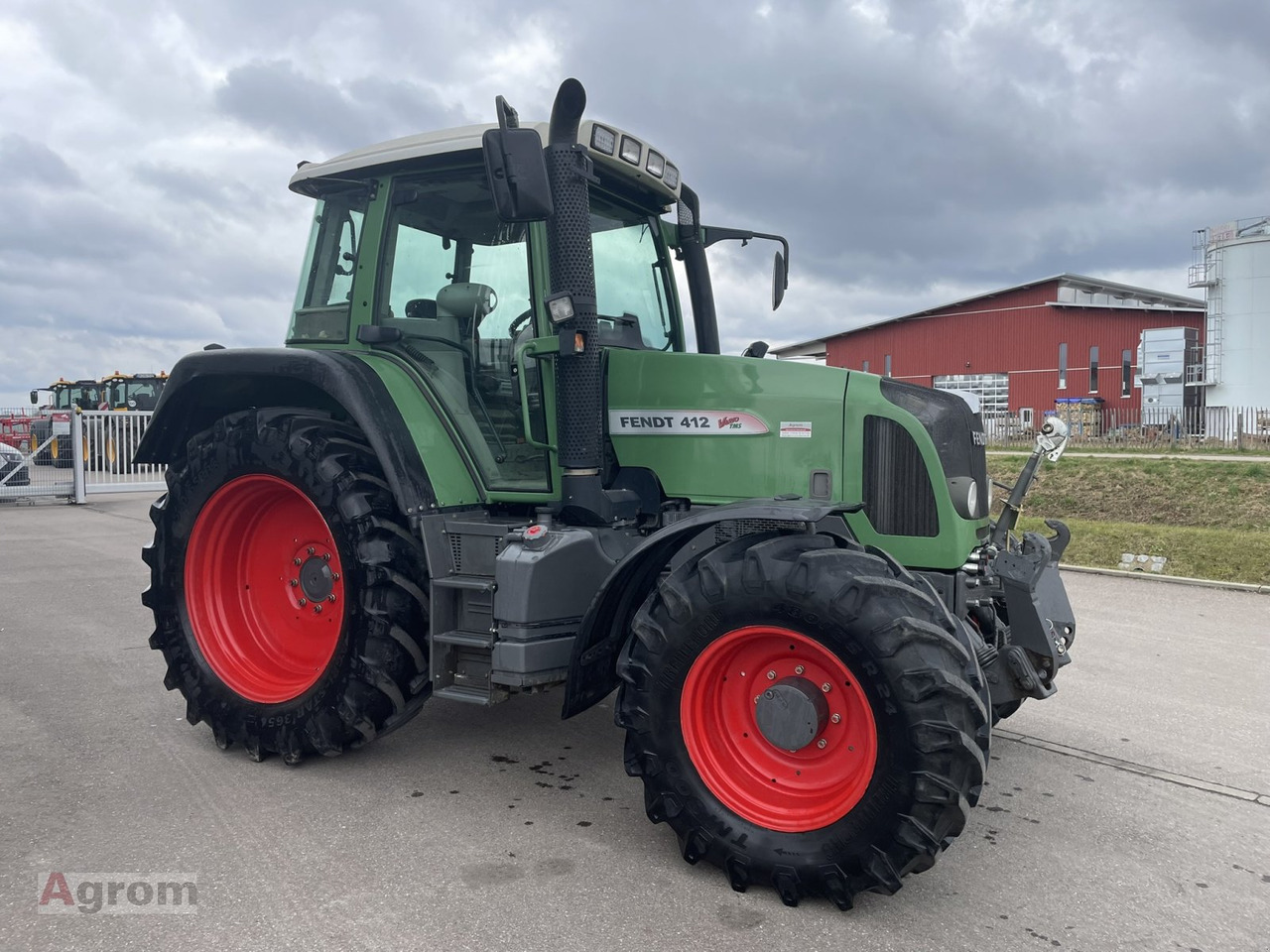Traktor Fendt 412 Vario: slika Traktor Fendt 412 Vario