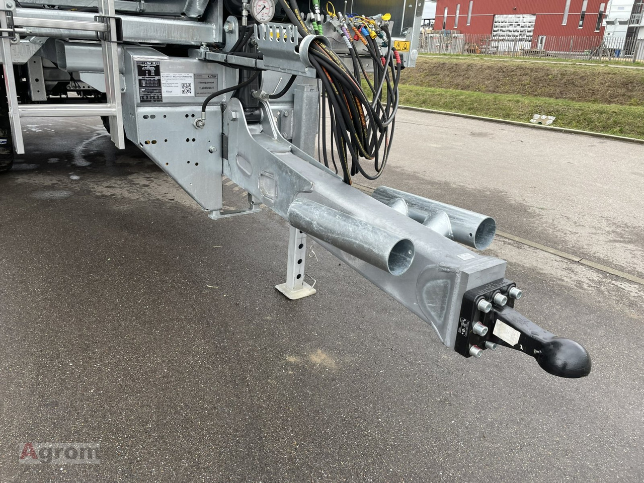 Zakup Fliegl ASW 271 TAURUS Fliegl ASW 271 TAURUS: slika Zakup Fliegl ASW 271 TAURUS Fliegl ASW 271 TAURUS