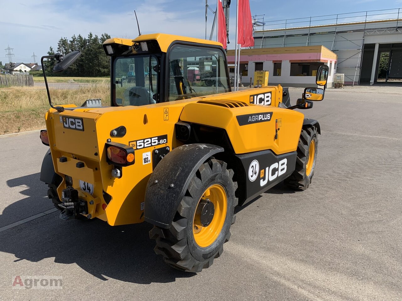 JCB 525-60 Agri Plus - Teleskopski rukovatelj: slika JCB 525-60 Agri Plus - Teleskopski rukovatelj JCB 525-60 Agri Plus - Teleskopski rukovatelj: slika JCB 525-60 Agri Plus - Teleskopski rukovatelj