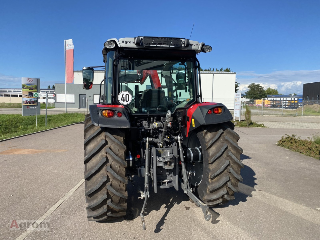Massey Ferguson 4709 - Traktor: slika Massey Ferguson 4709 - Traktor Massey Ferguson 4709 - Traktor: slika Massey Ferguson 4709 - Traktor