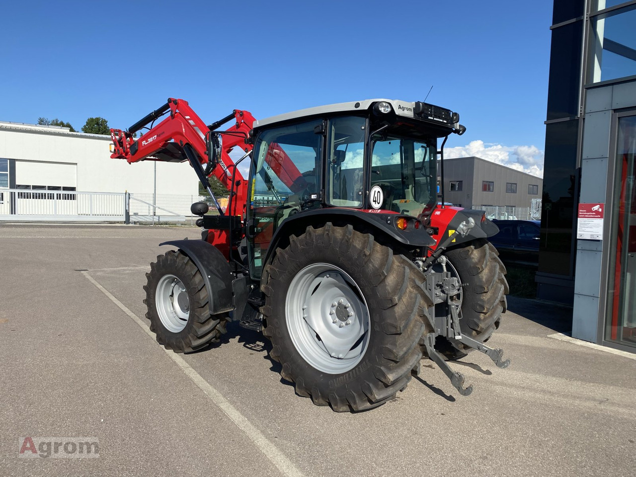Massey Ferguson 4709 - Traktor: slika Massey Ferguson 4709 - Traktor Massey Ferguson 4709 - Traktor: slika Massey Ferguson 4709 - Traktor