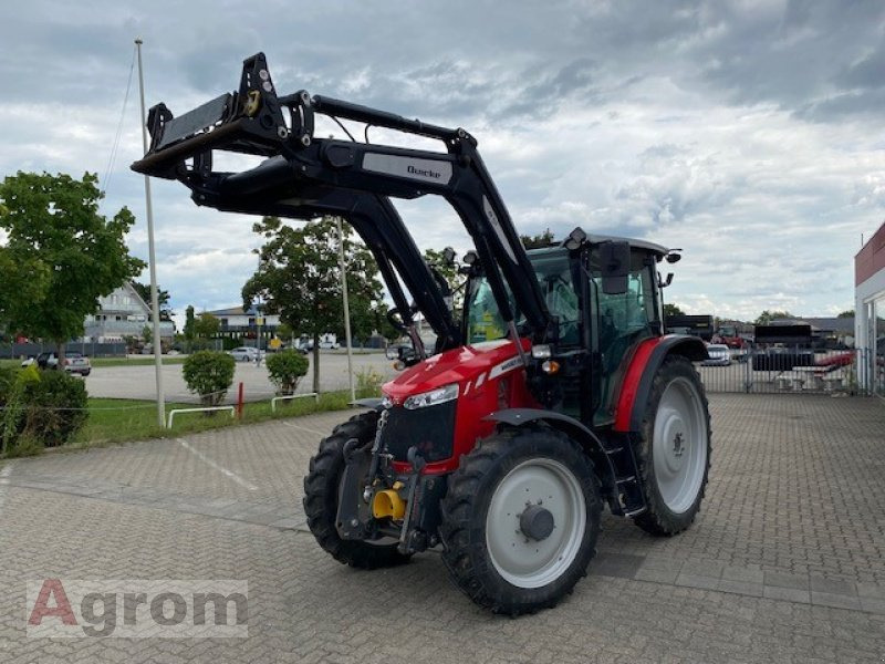 Massey Ferguson 5711 - Traktor: slika Massey Ferguson 5711 - Traktor Massey Ferguson 5711 - Traktor: slika Massey Ferguson 5711 - Traktor