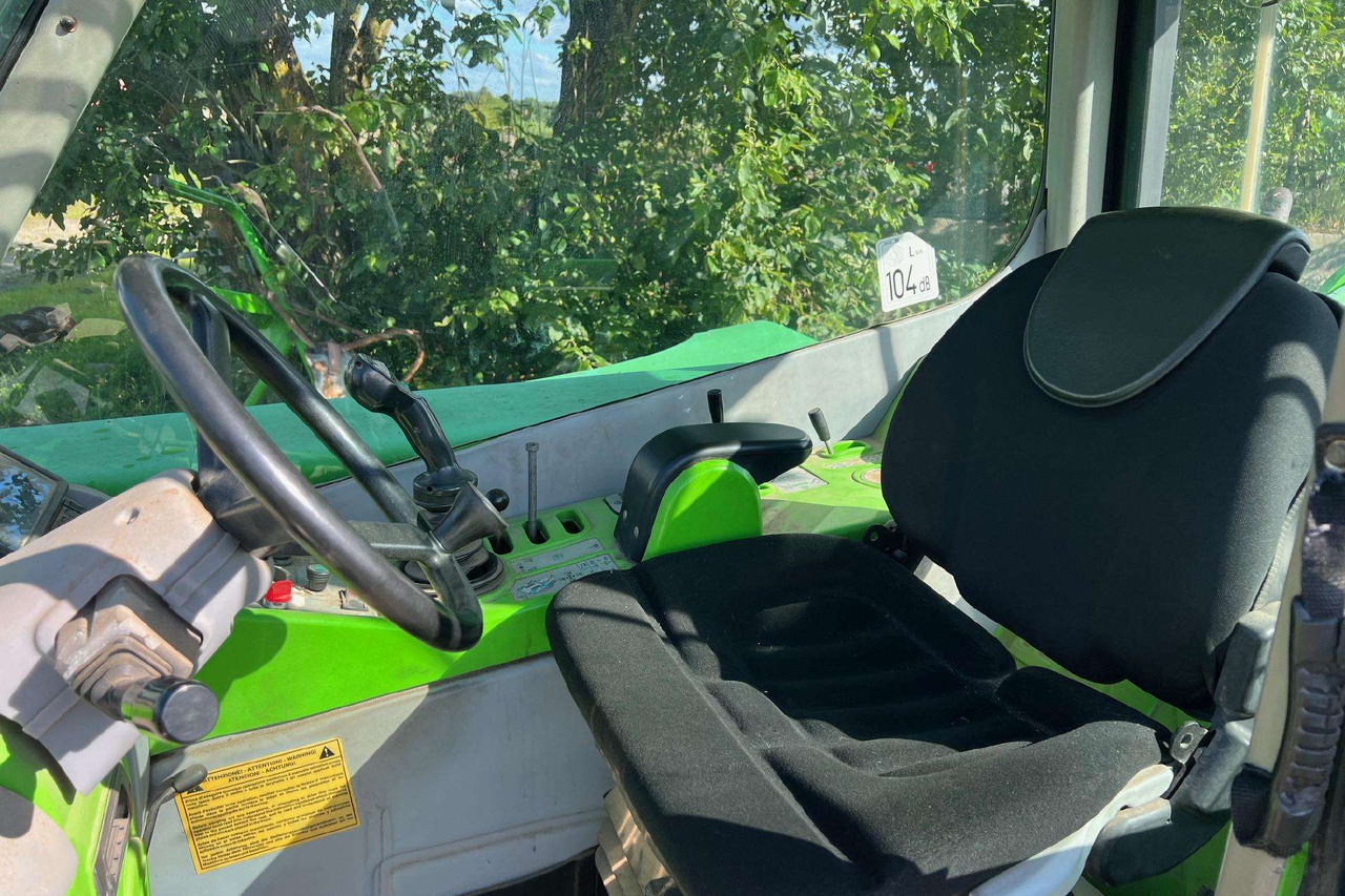 Merlo P 38.13 Plus - Teleskopski rukovatelj: slika Merlo P 38.13 Plus - Teleskopski rukovatelj Merlo P 38.13 Plus - Teleskopski rukovatelj: slika Merlo P 38.13 Plus - Teleskopski rukovatelj