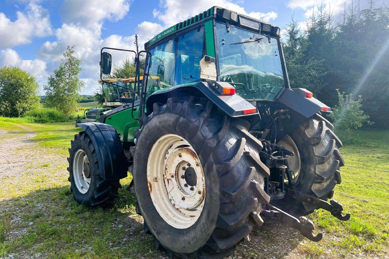 Valtra Valmet 8450 Mega - Traktor: slika Valtra Valmet 8450 Mega - Traktor Valtra Valmet 8450 Mega - Traktor: slika Valtra Valmet 8450 Mega - Traktor