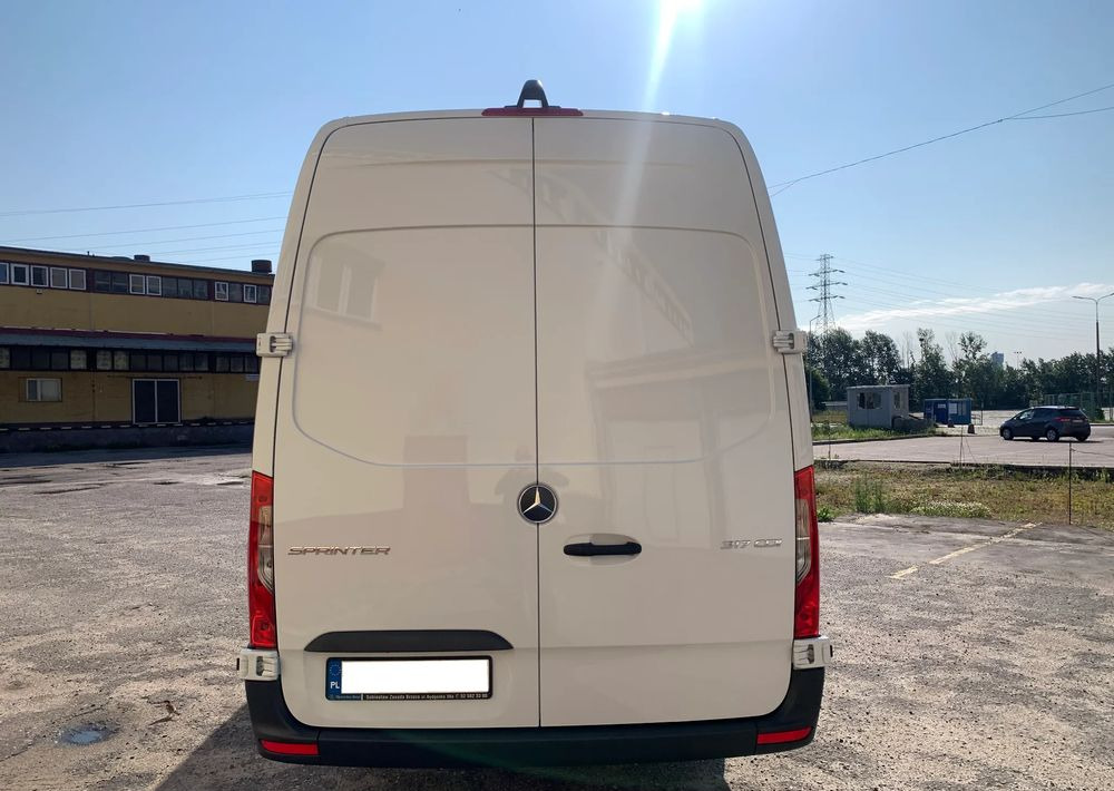Furgon Mercedes-Benz SPRINTER 317 CDI Furgon PRO: slika Furgon Mercedes-Benz SPRINTER 317 CDI Furgon PRO