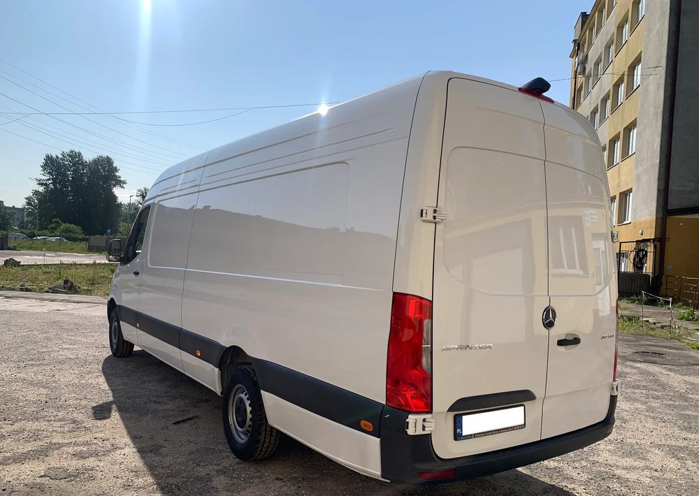 Furgon Mercedes-Benz SPRINTER 317 CDI Furgon PRO: slika Furgon Mercedes-Benz SPRINTER 317 CDI Furgon PRO