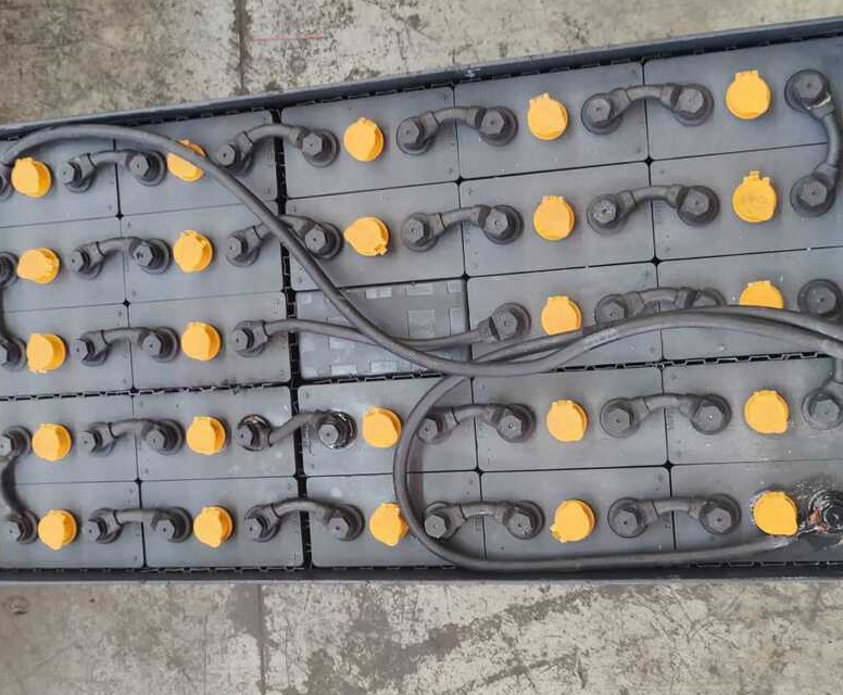 Still RX 20-20 (4800 ore lavoro) - Električni viličar: slika Still RX 20-20 (4800 ore lavoro) - Električni viličar Still RX 20-20 (4800 ore lavoro) - Električni viličar: slika Still RX 20-20 (4800 ore lavoro) - Električni viličar