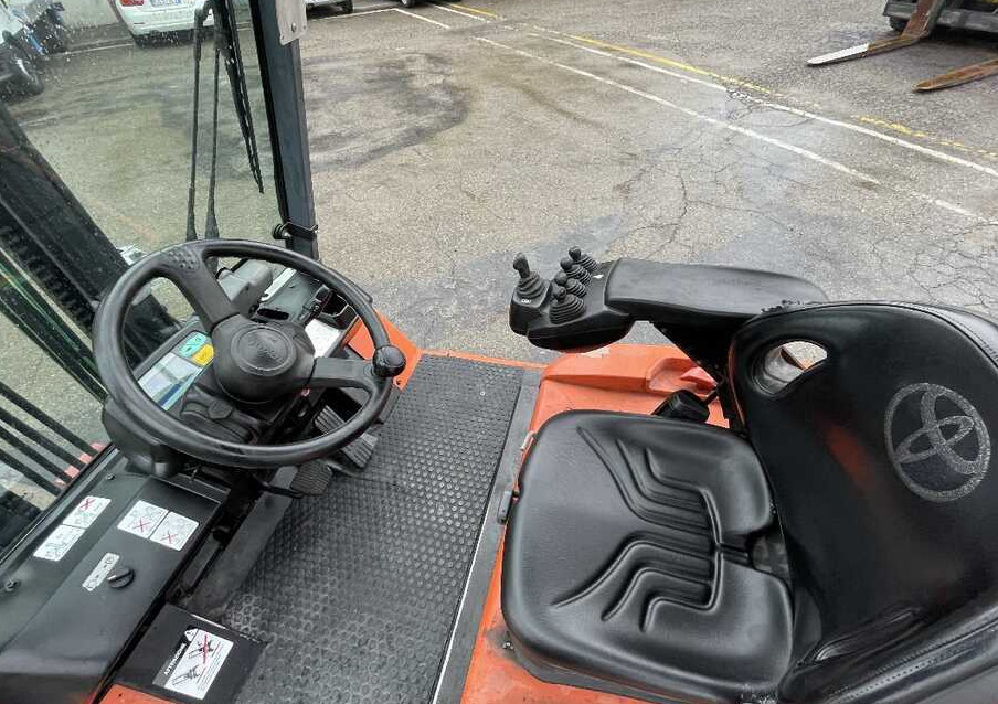 Toyota 7 FBMF 40 (BATTERIA NUOVA) - Električni viličar: slika Toyota 7 FBMF 40 (BATTERIA NUOVA) - Električni viličar Toyota 7 FBMF 40 (BATTERIA NUOVA) - Električni viličar: slika Toyota 7 FBMF 40 (BATTERIA NUOVA) - Električni viličar