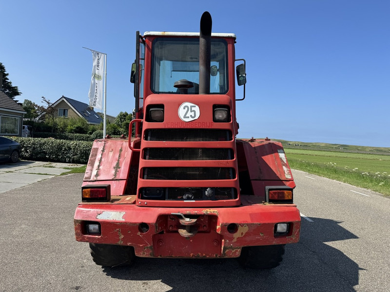 FIAT-HITACHI W110 - Utovarivač na kotačima: slika FIAT-HITACHI W110 - Utovarivač na kotačima FIAT-HITACHI W110 - Utovarivač na kotačima: slika FIAT-HITACHI W110 - Utovarivač na kotačima