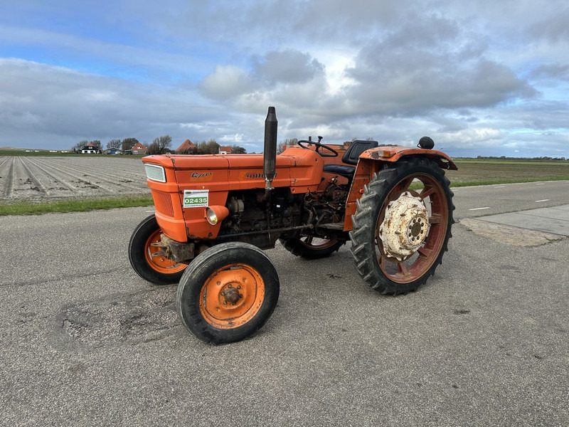 Fiat 640 - Traktor: slika Fiat 640 - Traktor Fiat 640 - Traktor: slika Fiat 640 - Traktor