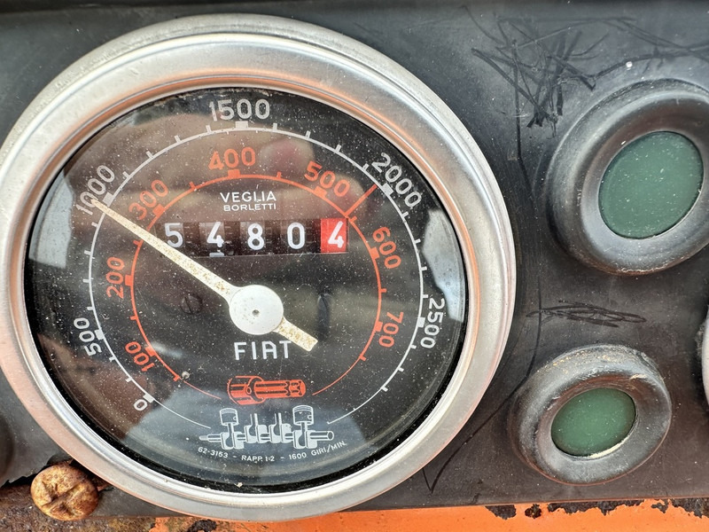 Fiat 640 - Traktor: slika Fiat 640 - Traktor Fiat 640 - Traktor: slika Fiat 640 - Traktor