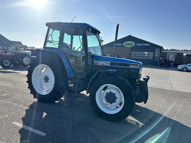 Ford 6640 SL - Traktor: slika Ford 6640 SL - Traktor Ford 6640 SL - Traktor: slika Ford 6640 SL - Traktor