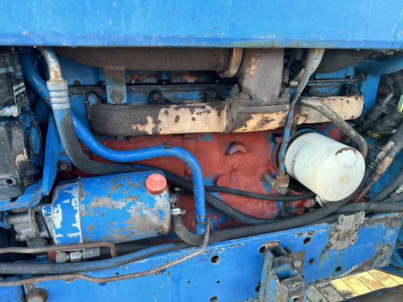 Traktor Ford TW-10: slika Traktor Ford TW-10 Traktor Ford TW-10: slika Traktor Ford TW-10