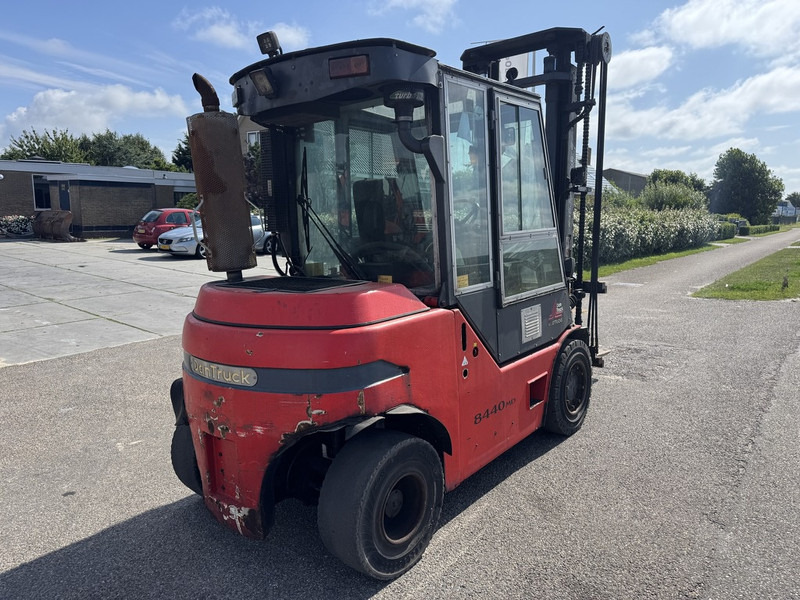 Heden 8440 DG - Diesel viličar: slika Heden 8440 DG - Diesel viličar Heden 8440 DG - Diesel viličar: slika Heden 8440 DG - Diesel viličar