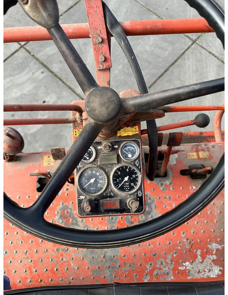 Laverda M150 - Kombajn za žetvu: slika Laverda M150 - Kombajn za žetvu Laverda M150 - Kombajn za žetvu: slika Laverda M150 - Kombajn za žetvu