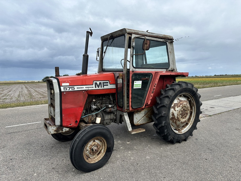Massey Ferguson 575 - Traktor: slika Massey Ferguson 575 - Traktor Massey Ferguson 575 - Traktor: slika Massey Ferguson 575 - Traktor
