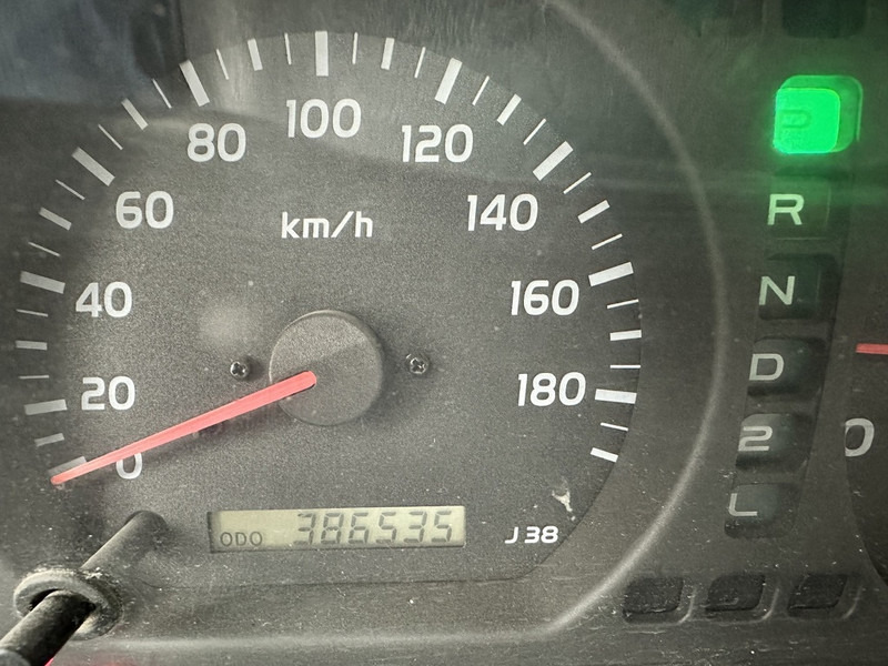 Toyota Land Cruiser - Automobil: slika Toyota Land Cruiser - Automobil Toyota Land Cruiser - Automobil: slika Toyota Land Cruiser - Automobil