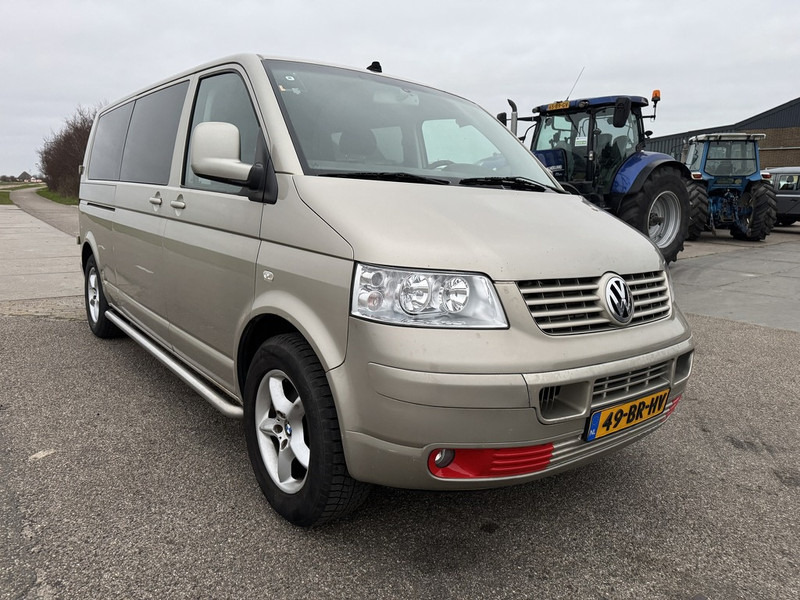 Volkswagen Transporter 2.5 TDI - Furgon: slika Volkswagen Transporter 2.5 TDI - Furgon Volkswagen Transporter 2.5 TDI - Furgon: slika Volkswagen Transporter 2.5 TDI - Furgon