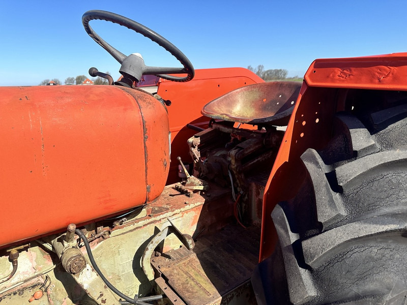 Zetor 4511 - Traktor: slika Zetor 4511 - Traktor Zetor 4511 - Traktor: slika Zetor 4511 - Traktor