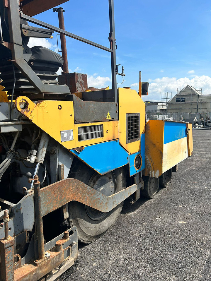 ABG Titan 473-2 - Finišer za asfalt: slika ABG Titan 473-2 - Finišer za asfalt ABG Titan 473-2 - Finišer za asfalt: slika ABG Titan 473-2 - Finišer za asfalt