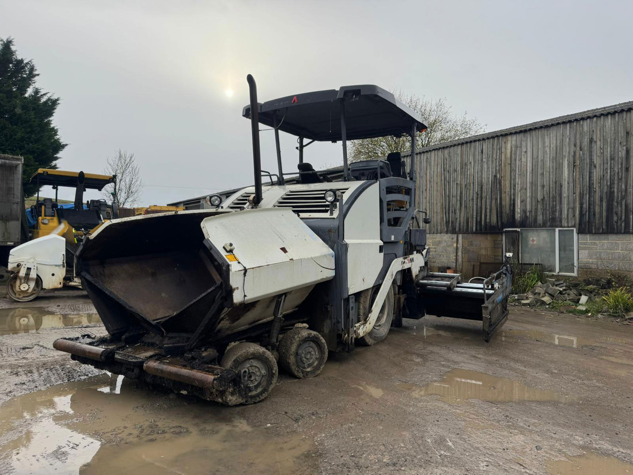 Ammann AFW 700-3 - Finišer za asfalt: slika Ammann AFW 700-3 - Finišer za asfalt Ammann AFW 700-3 - Finišer za asfalt: slika Ammann AFW 700-3 - Finišer za asfalt