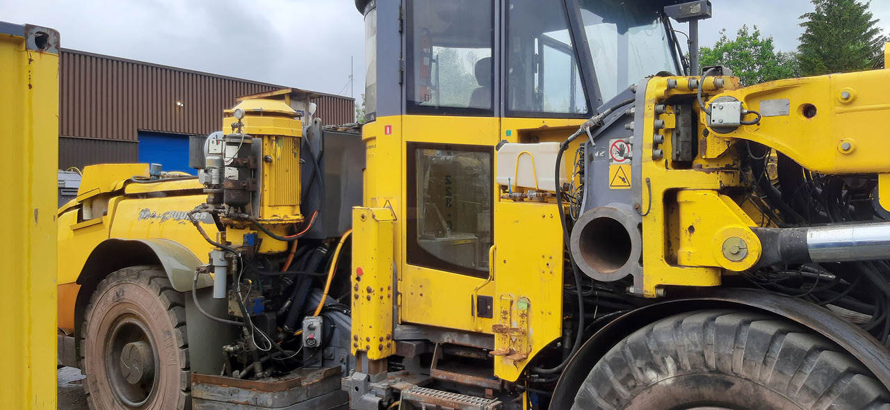 Atlas Copco E2C-C30 - Direkcionalna bušilica: slika Atlas Copco E2C-C30 - Direkcionalna bušilica Atlas Copco E2C-C30 - Direkcionalna bušilica: slika Atlas Copco E2C-C30 - Direkcionalna bušilica