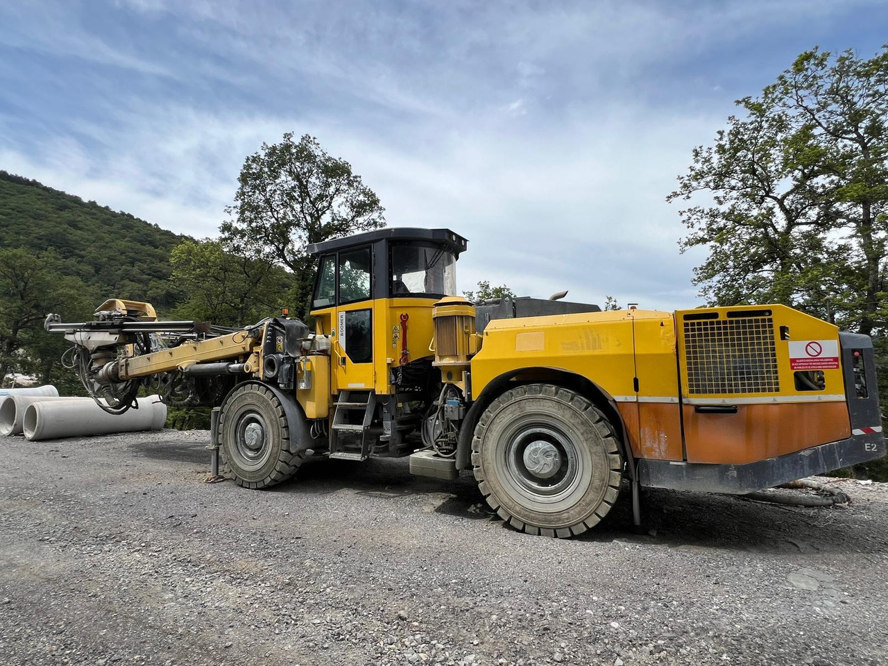 Atlas Copco E2C - Direkcionalna bušilica: slika Atlas Copco E2C - Direkcionalna bušilica Atlas Copco E2C - Direkcionalna bušilica: slika Atlas Copco E2C - Direkcionalna bušilica