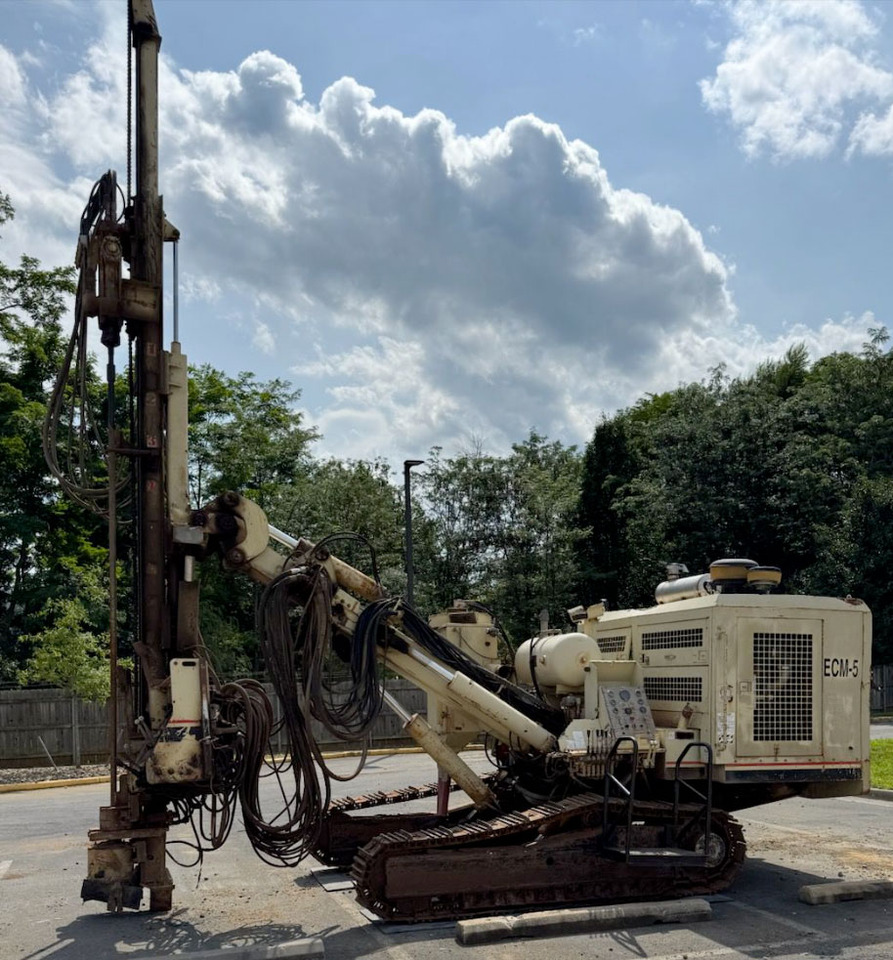 Atlas Copco ECM-590 - Platforma za bušenje: slika Atlas Copco ECM-590 - Platforma za bušenje Atlas Copco ECM-590 - Platforma za bušenje: slika Atlas Copco ECM-590 - Platforma za bušenje