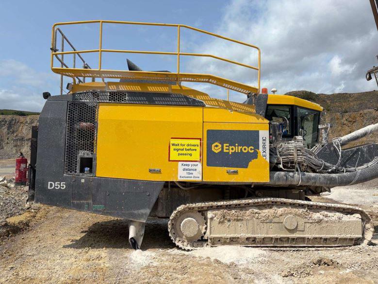 Atlas Copco (Epiroc) FlexiROC D55-10SF - Platforma za bušenje: slika Atlas Copco (Epiroc) FlexiROC D55-10SF - Platforma za bušenje Atlas Copco (Epiroc) FlexiROC D55-10SF - Platforma za bušenje: slika Atlas Copco (Epiroc) FlexiROC D55-10SF - Platforma za bušenje