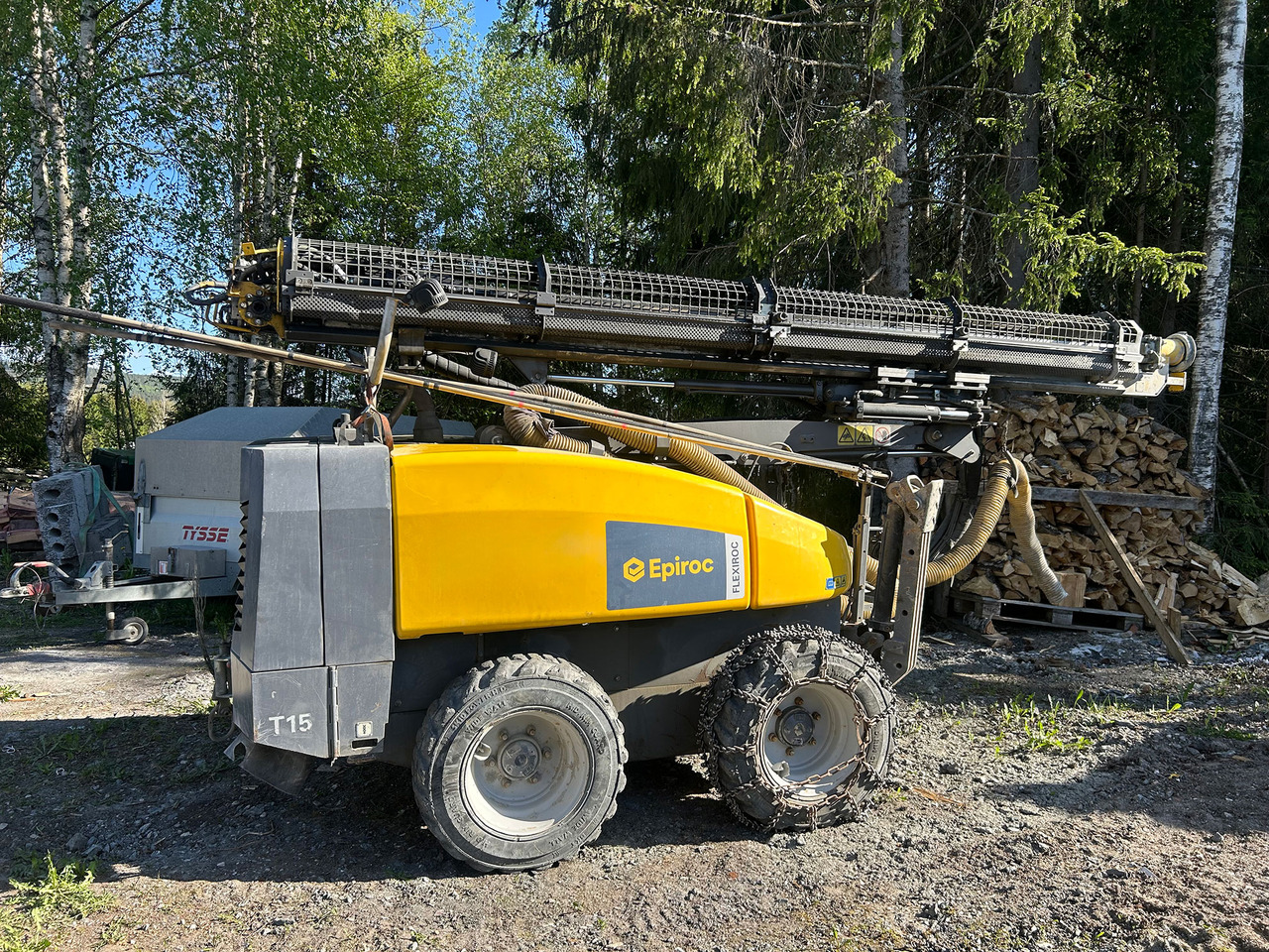 Atlas Copco (Epiroc) FlexiROC T15 - Platforma za bušenje: slika Atlas Copco (Epiroc) FlexiROC T15 - Platforma za bušenje Atlas Copco (Epiroc) FlexiROC T15 - Platforma za bušenje: slika Atlas Copco (Epiroc) FlexiROC T15 - Platforma za bušenje