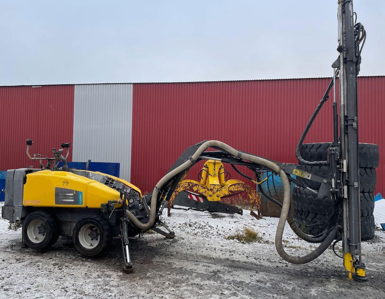 Atlas Copco FlexiROC T15R - Platforma za bušenje: slika Atlas Copco FlexiROC T15R - Platforma za bušenje Atlas Copco FlexiROC T15R - Platforma za bušenje: slika Atlas Copco FlexiROC T15R - Platforma za bušenje